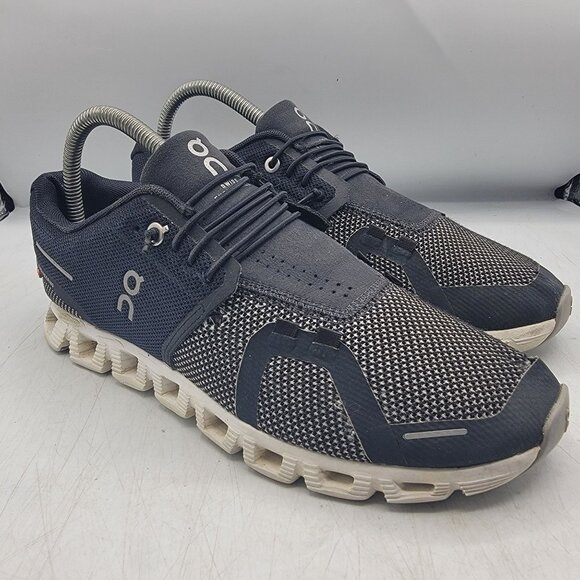 On Cloud 5 Combo Womens 8 Black Athletic Shoes Running Walking Outdoors Comfort - Picture 1 of 14